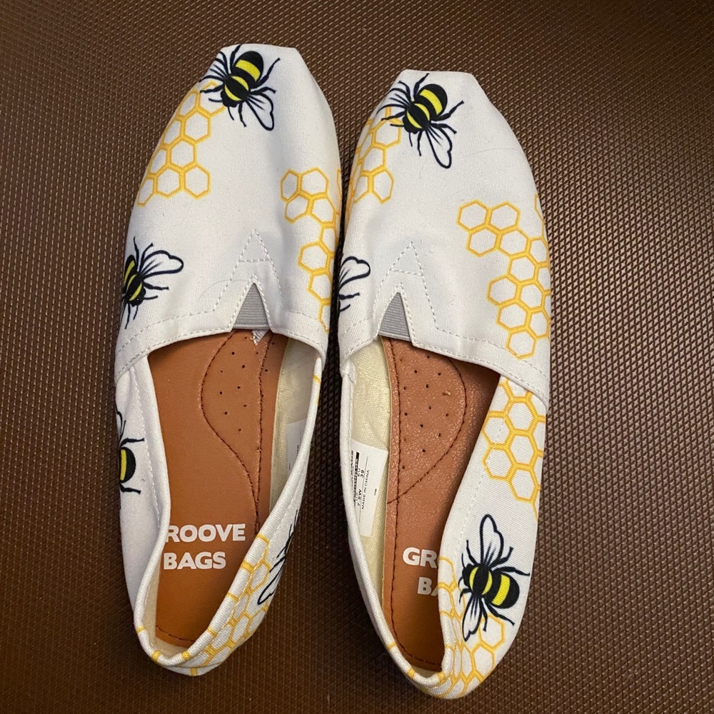 Groove Bag Bumblebee Shoes